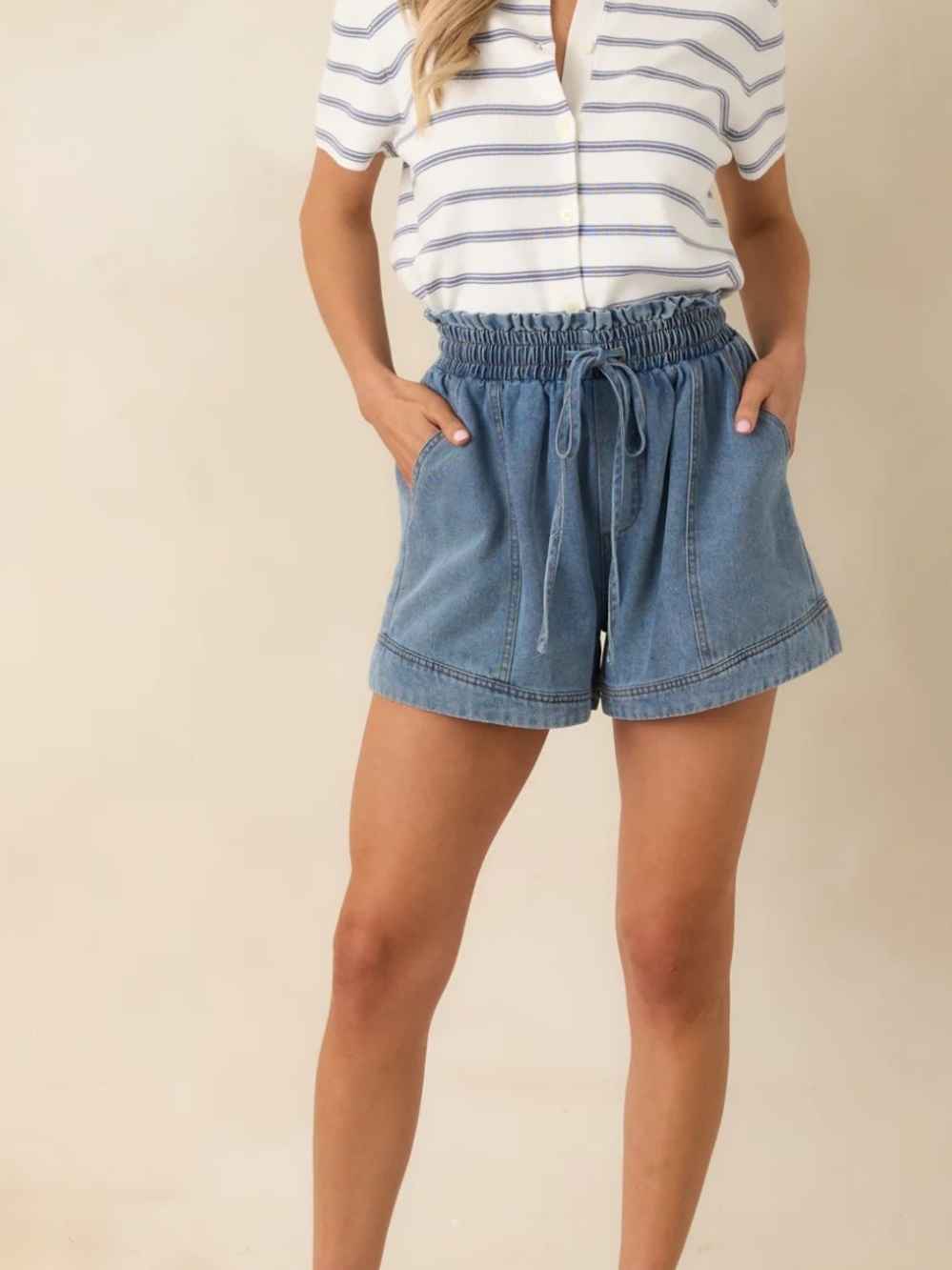 Entro Boutique Denim High Waist Pull-On Shorts Medium NWT $51 Soft Elastic Comfy